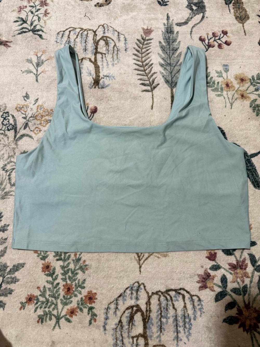 Fabletics Scoop Neck Light Sage Crop Tank Top - Women XL